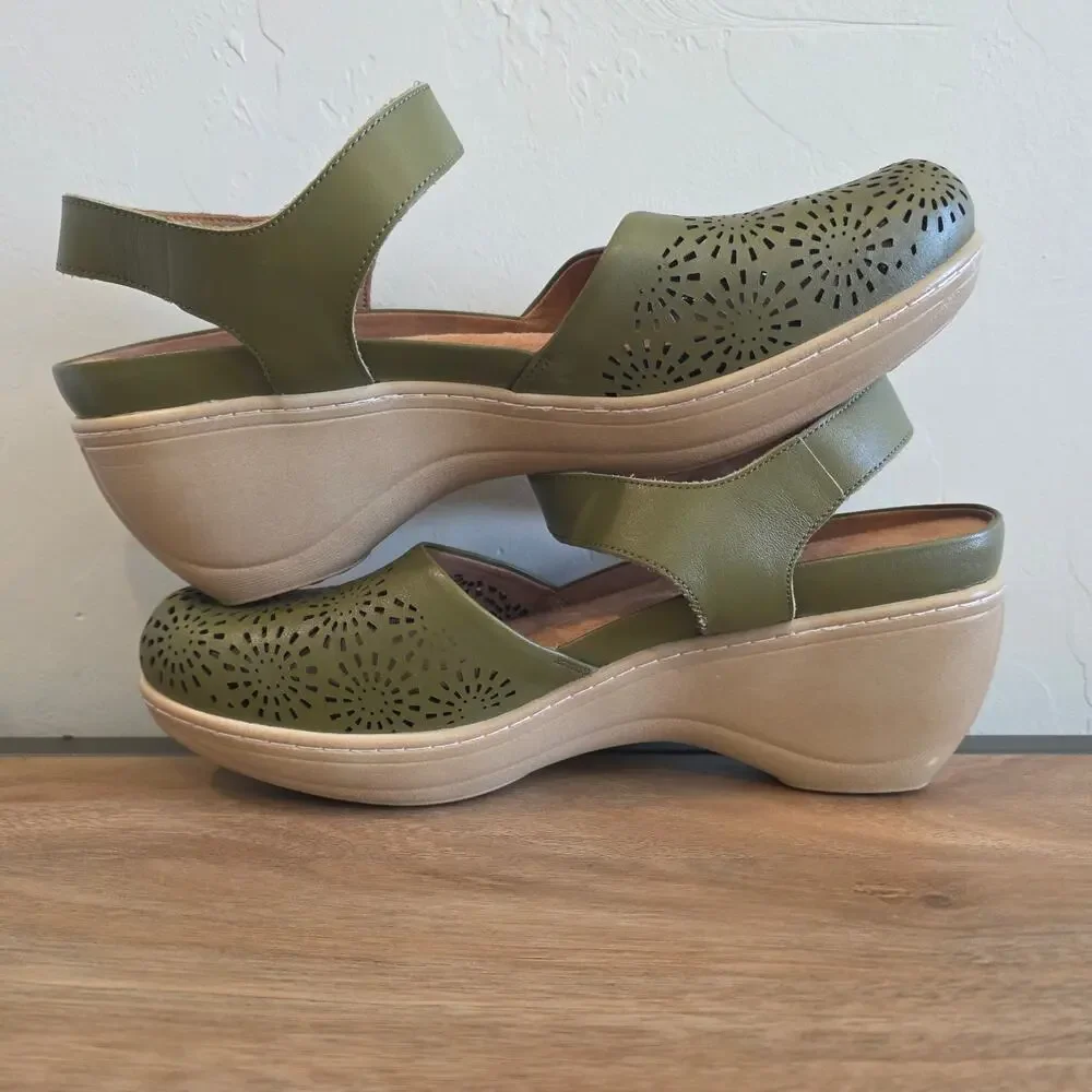 SoftWalk Mabelle Perf Olive Green Leather Laser Cut Wedge Clog Sandals Size 10M